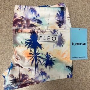 Fleo palm tree short